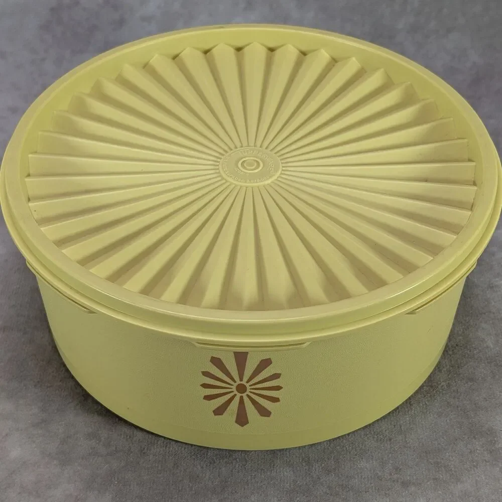 Vintage Tupperware Servalier Yellow Bowl 1204 Sunburst Graphic Starburst Lid